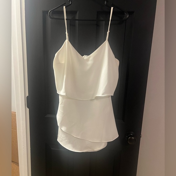 White romper - Picture 4 of 5